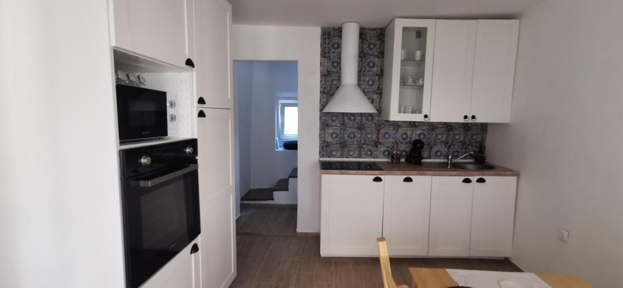 Vacation Home Kovachnica Vrbnik Luaran gambar
